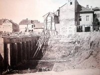Dolac. Gradilište buduće tržnice 1928. godine. Vide se srušene kuće